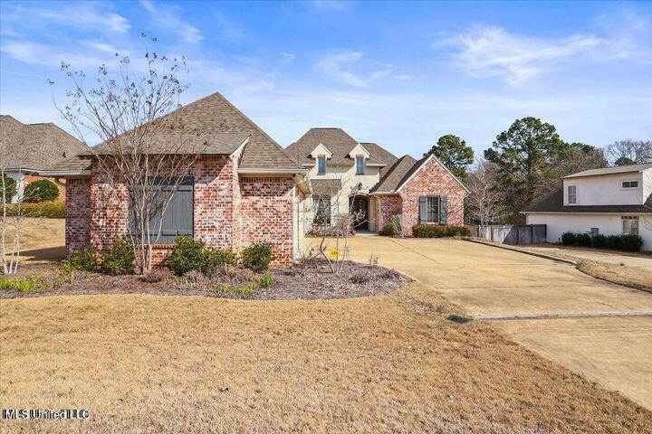 102 Cypress Lake Boulevard South Madison, MS 39110 - Photo 2 of 37 20230621213455614718000000-o