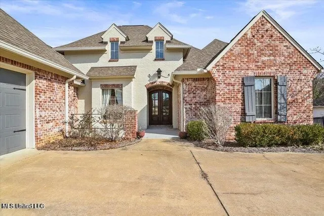 $3,700 | 102 Cypress Lake Boulevard South, Madison, MS 39110