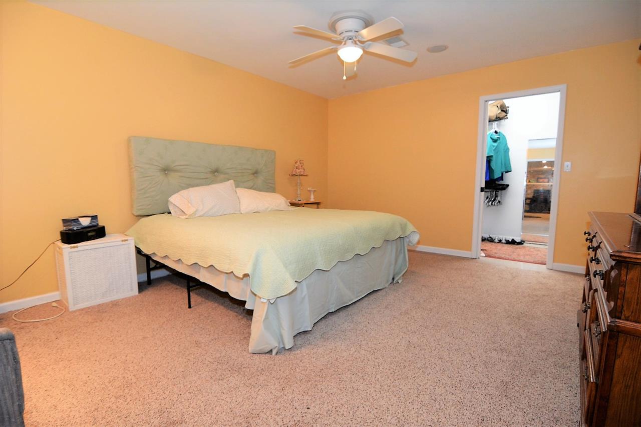 8100 Kuebler Road Evansville, IN 47720 - Photo 25 of 36 Gallery Image 25