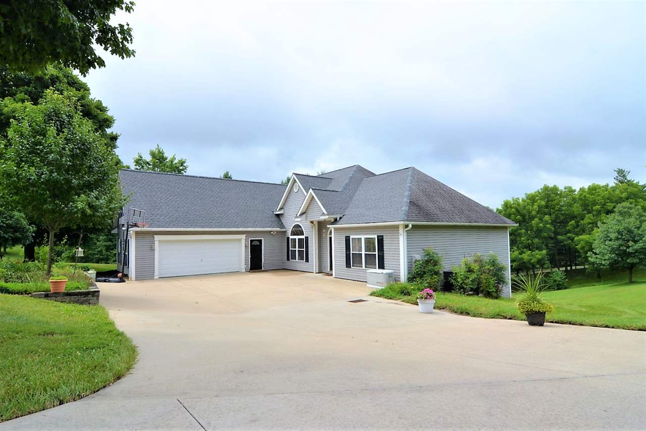 8100 Kuebler Road Evansville, IN 47720 - Photo 35 of 36 Gallery Image 35