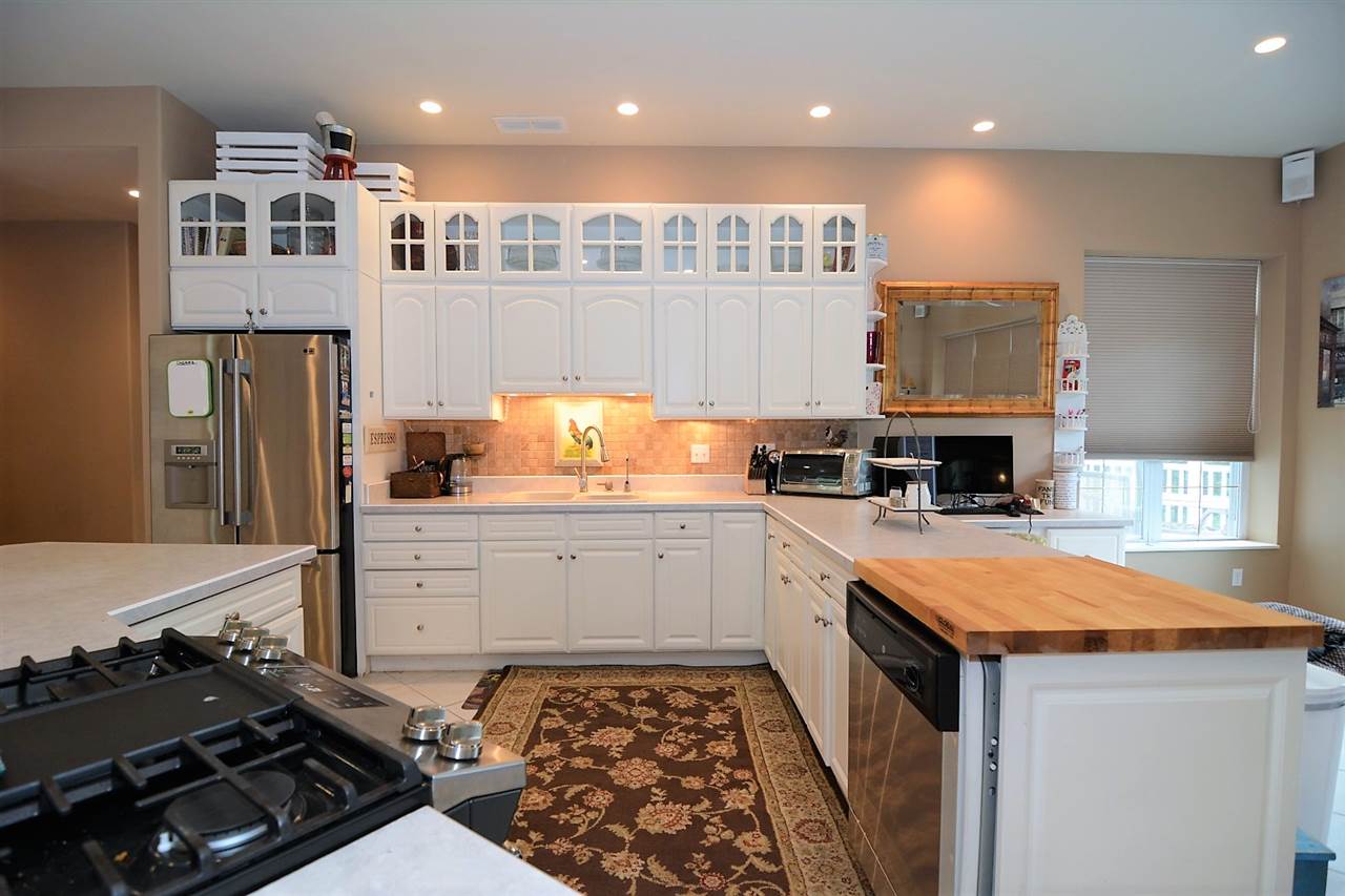 8100 Kuebler Road Evansville, IN 47720 - Photo 7 of 36 Gallery Image 7