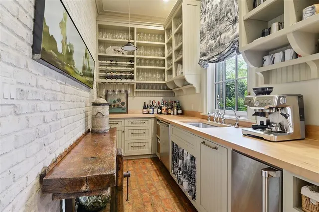 $2,695,000 | 8 Tokalon Place, Metairie, LA 70001