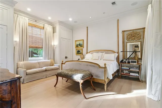 $2,695,000 | 8 Tokalon Place, Metairie, LA 70001