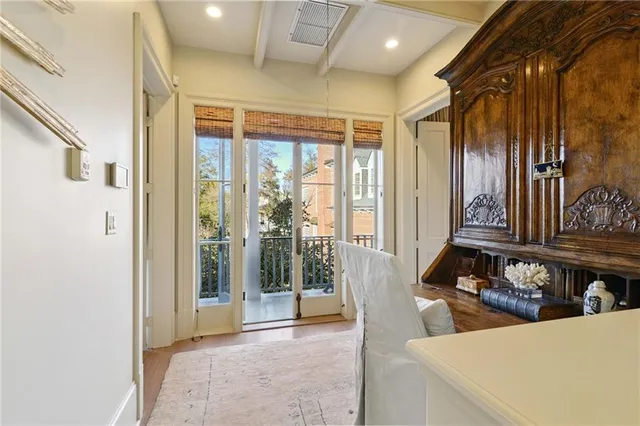 $2,695,000 | 8 Tokalon Place, Metairie, LA 70001