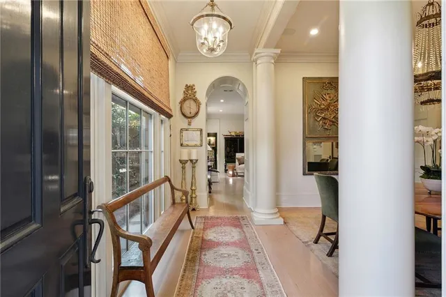 $2,695,000 | 8 Tokalon Place, Metairie, LA 70001