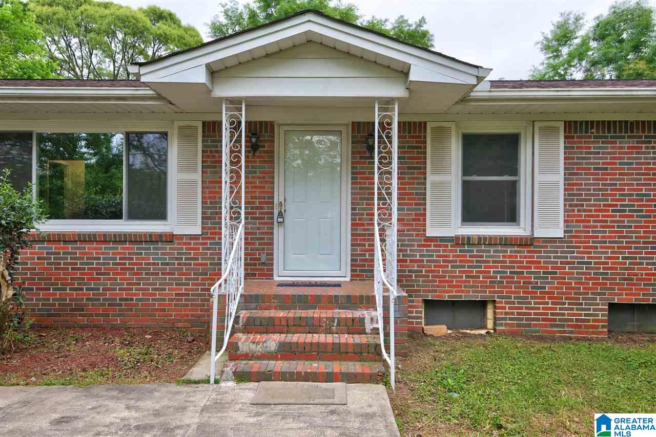 420 Avon Circle Mount Olive, AL 35117 - Photo 3 of 25