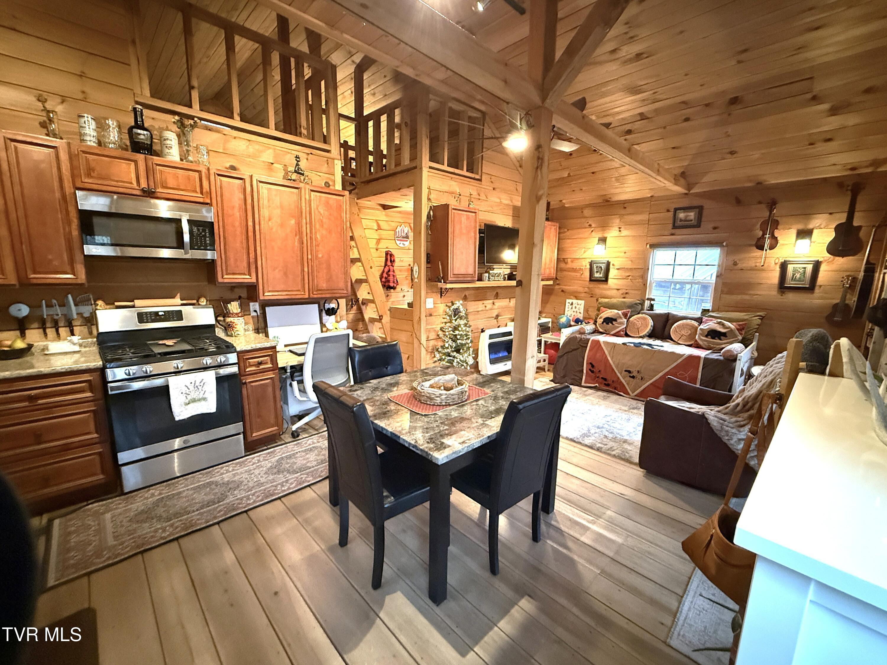 4180 Hopi Trail Del Rio, TN 37727 - Photo 8 of 36 8
