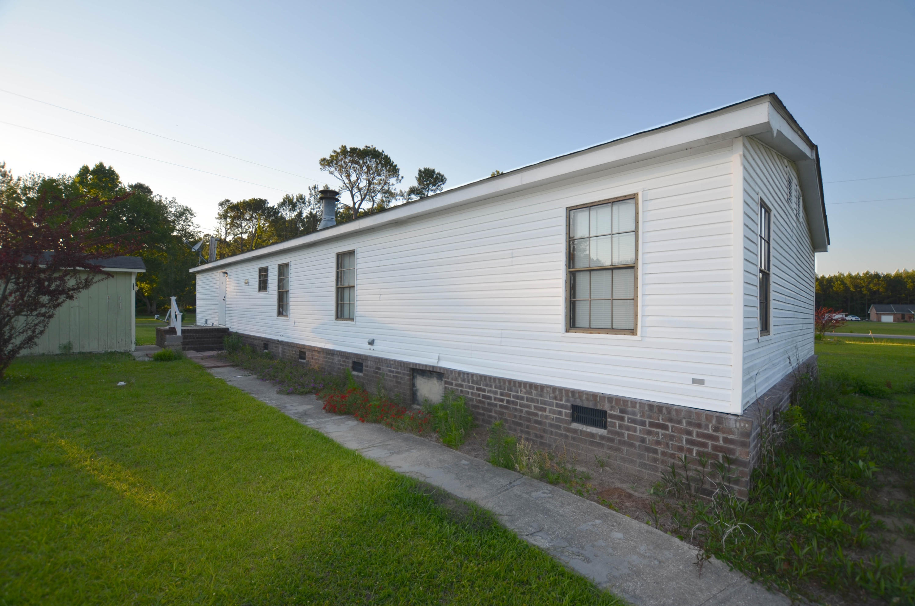 8486 Doar Road Awendaw, SC 29429 - Photo 19 of 30 Shed 1