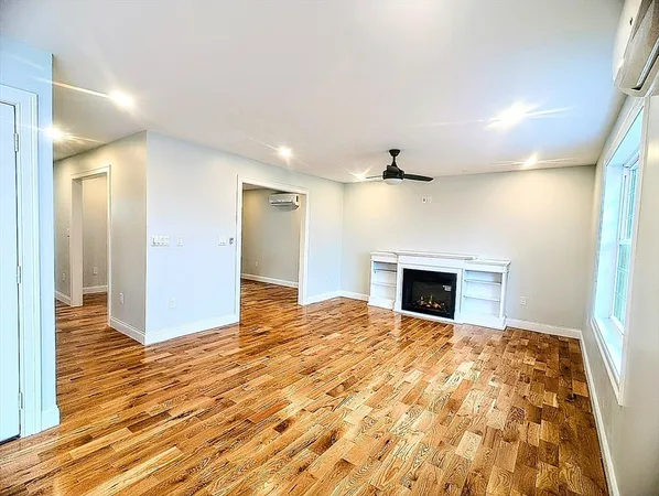 $569,900 | 72 B Cottage Lane, Unit RT HALF), Templeton, MA 01468