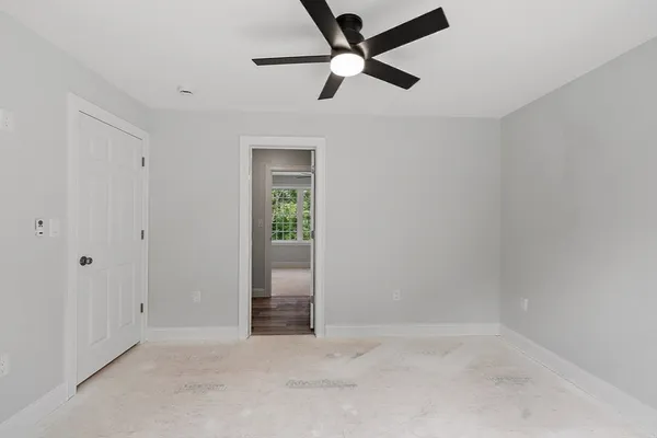 $569,900 | 72 B Cottage Lane, Unit RT HALF), Templeton, MA 01468