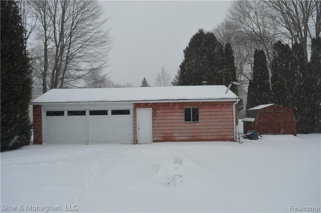 8559 Stone Road Algonac, MI 48001 - Photo 4 of 33