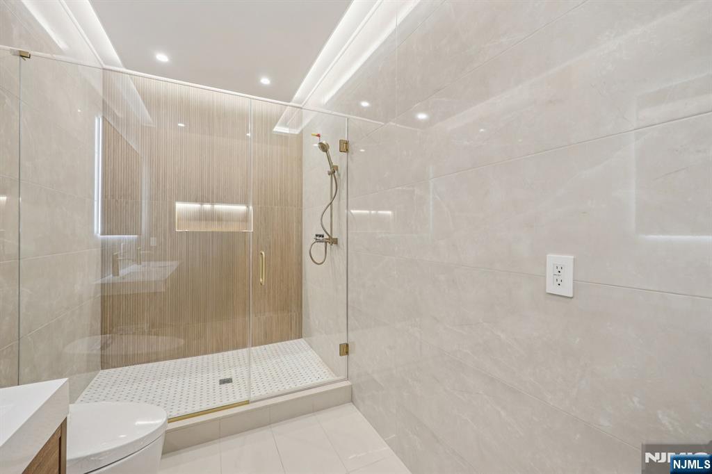 25 MacArthur Avenue Closter, NJ 07624 - Photo 28 of 44
