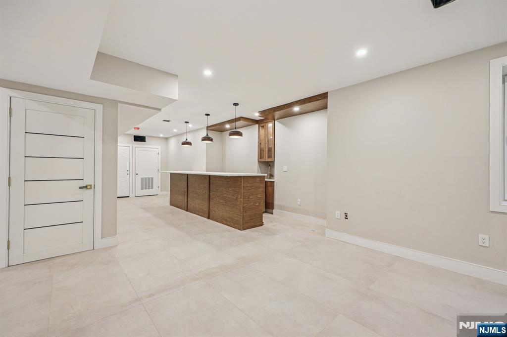 25 MacArthur Avenue Closter, NJ 07624 - Photo 36 of 44