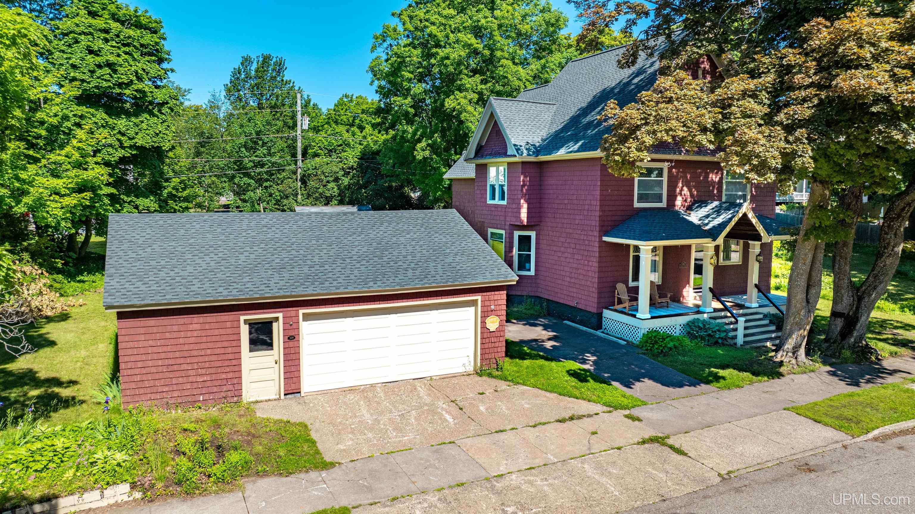 339 Pewabic Street Laurium, MI 49913 - Photo 3 of 91