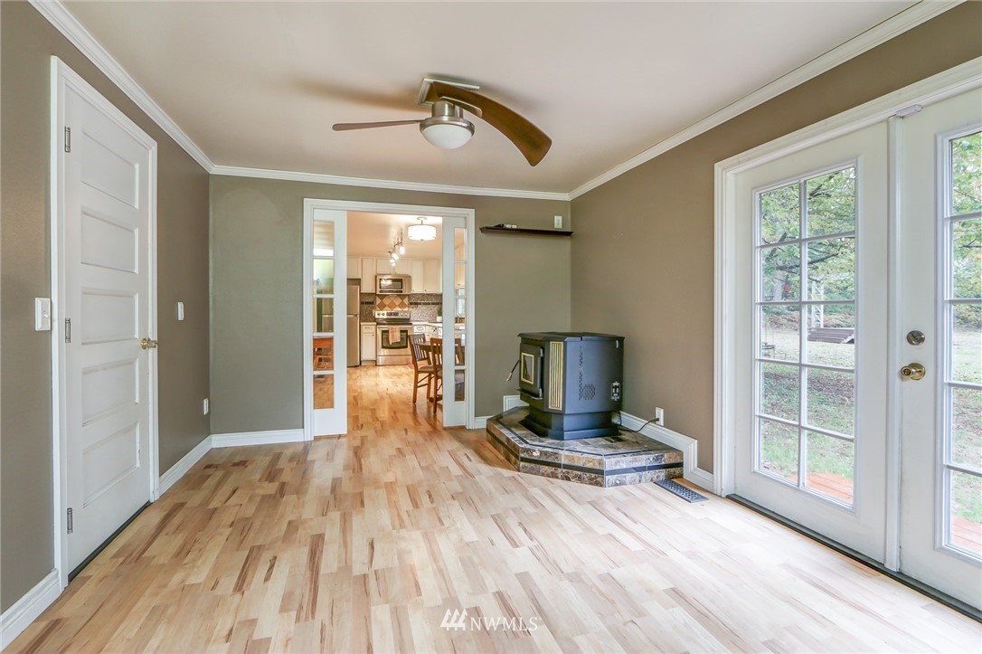 8050 Southeast Nelson Road Olalla, WA 98359 - Photo 12 of 25 Gallery Image 12