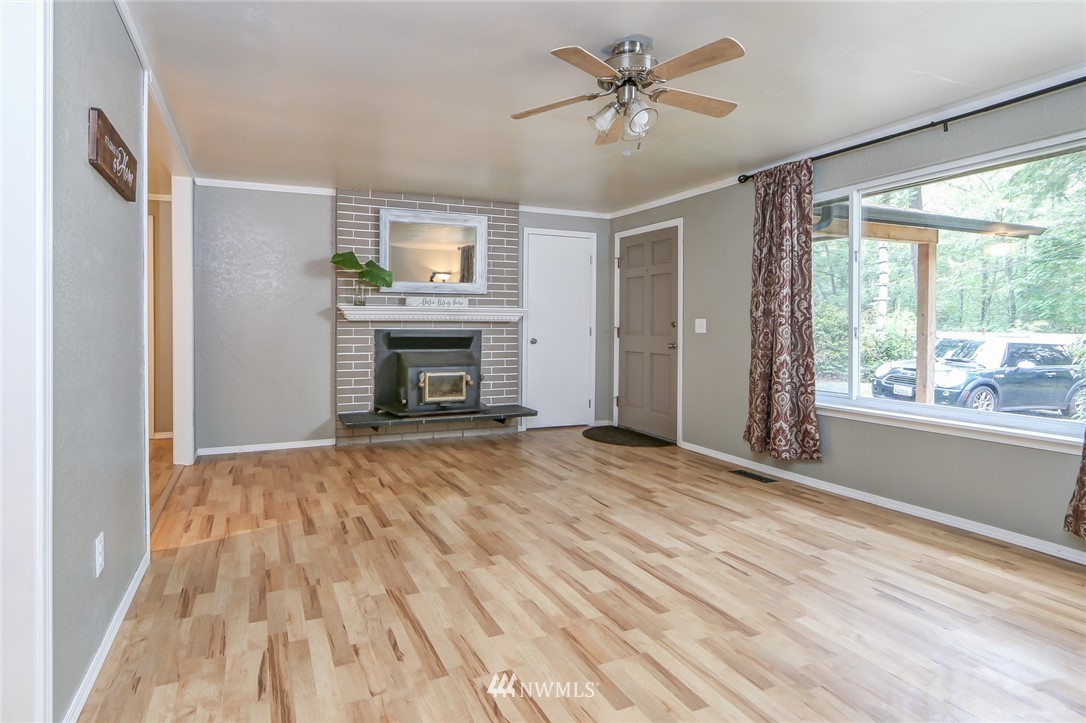 8050 Southeast Nelson Road Olalla, WA 98359 - Photo 9 of 25 Gallery Image 9
