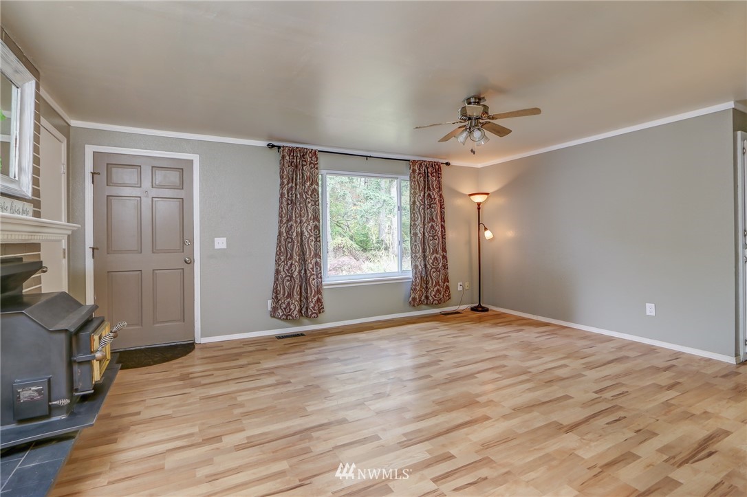 8050 Southeast Nelson Road Olalla, WA 98359 - Photo 10 of 25 Gallery Image 10