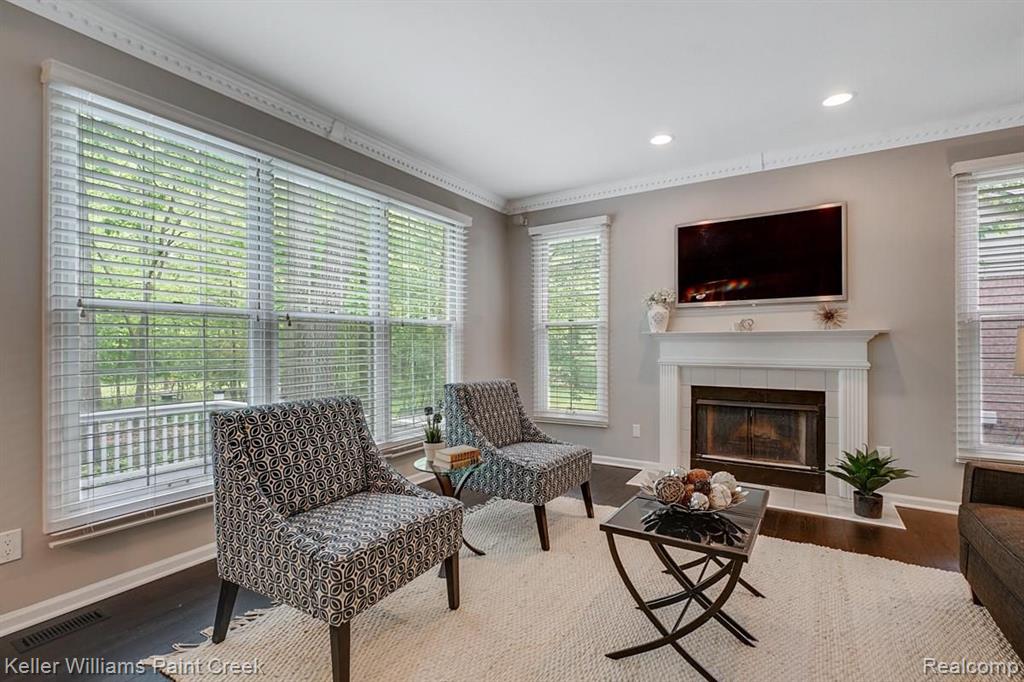 2641 Long Meadow Lane Rochester Hills, MI 48307 - Photo 10 of 38