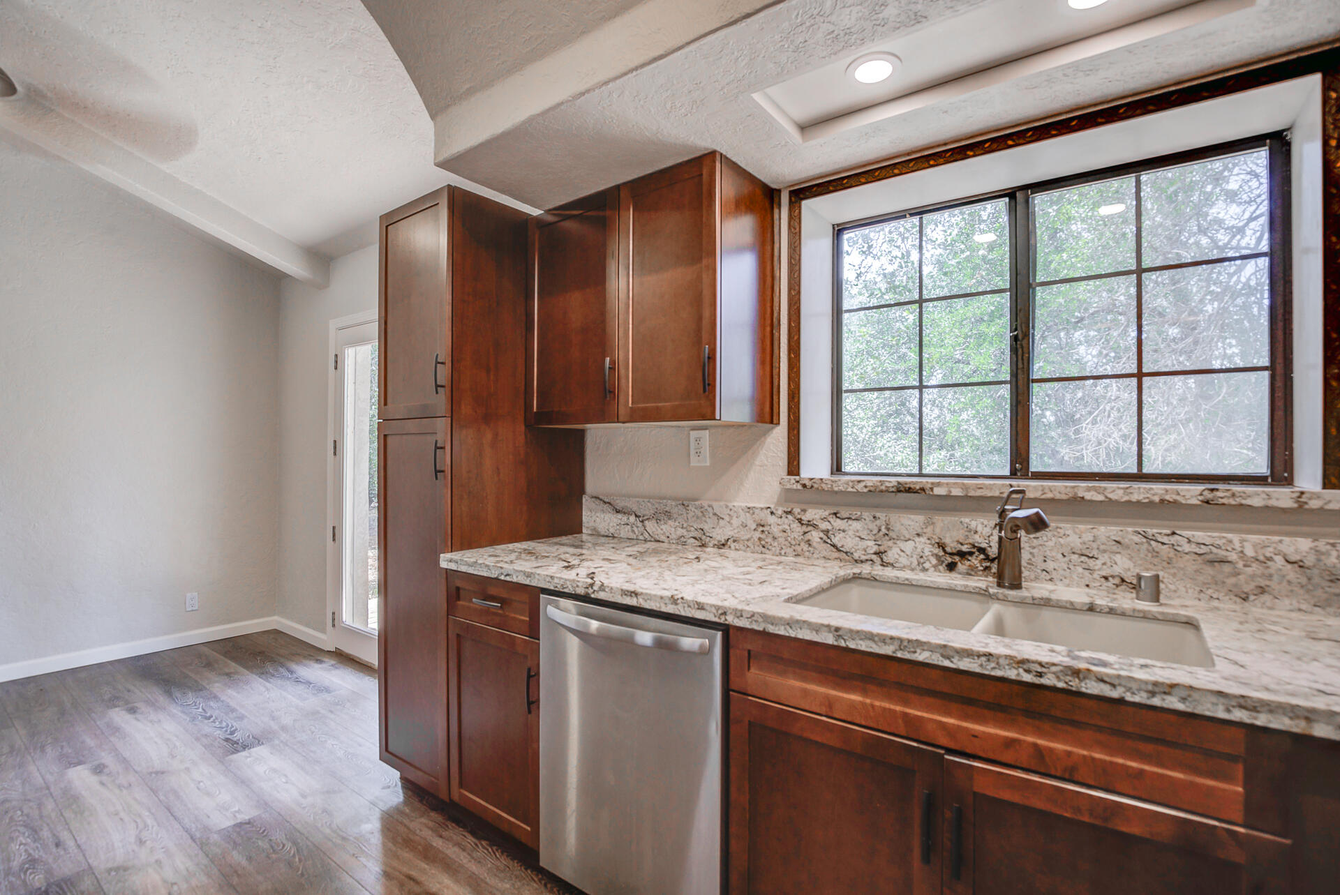 18080 Benson Road Cottonwood, CA 96022 - Photo 16 of 54 Kitchen