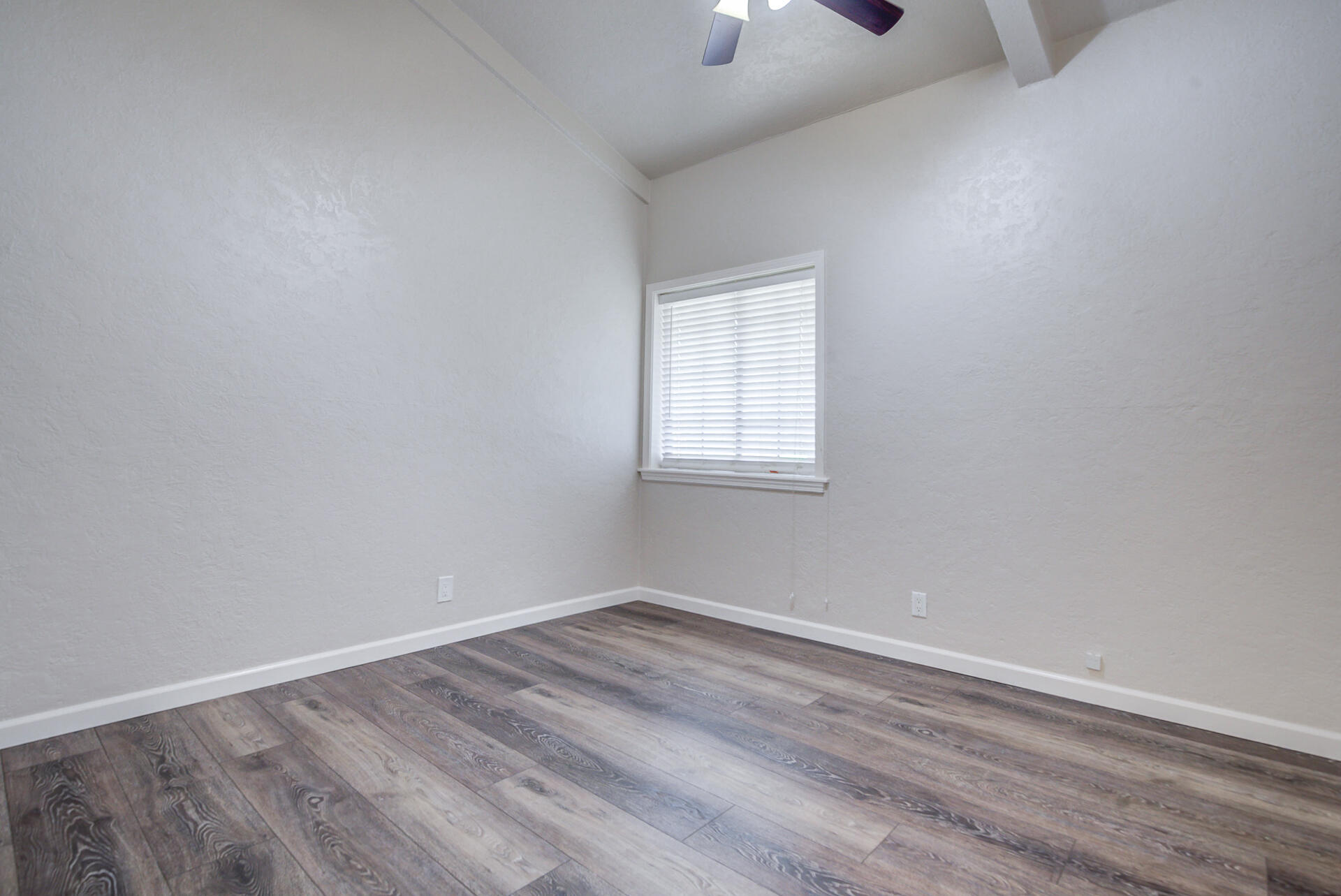 18080 Benson Road Cottonwood, CA 96022 - Photo 29 of 54 an empty room with a window