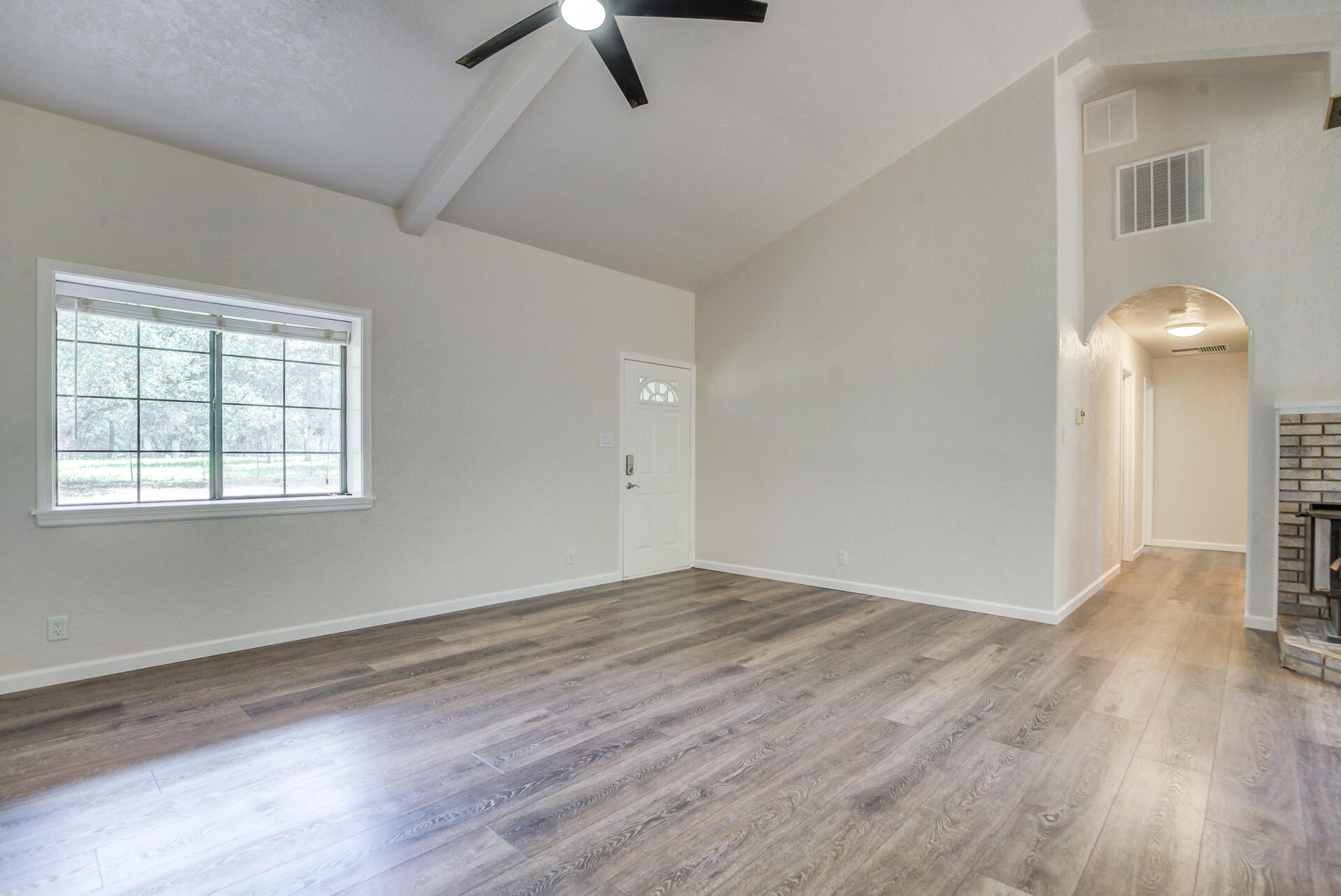 18080 Benson Road Cottonwood, CA 96022 - Photo 10 of 54 Living
