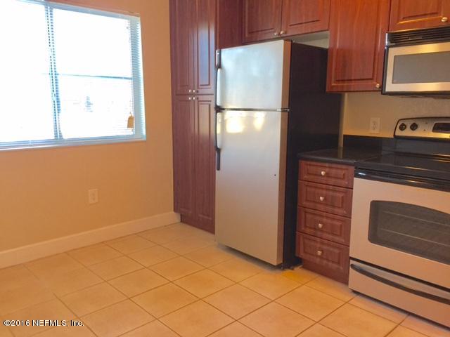 9745 Touchton Road, Unit 126 Jacksonville, FL 32246 - Photo 3 of 21 kitchen 1