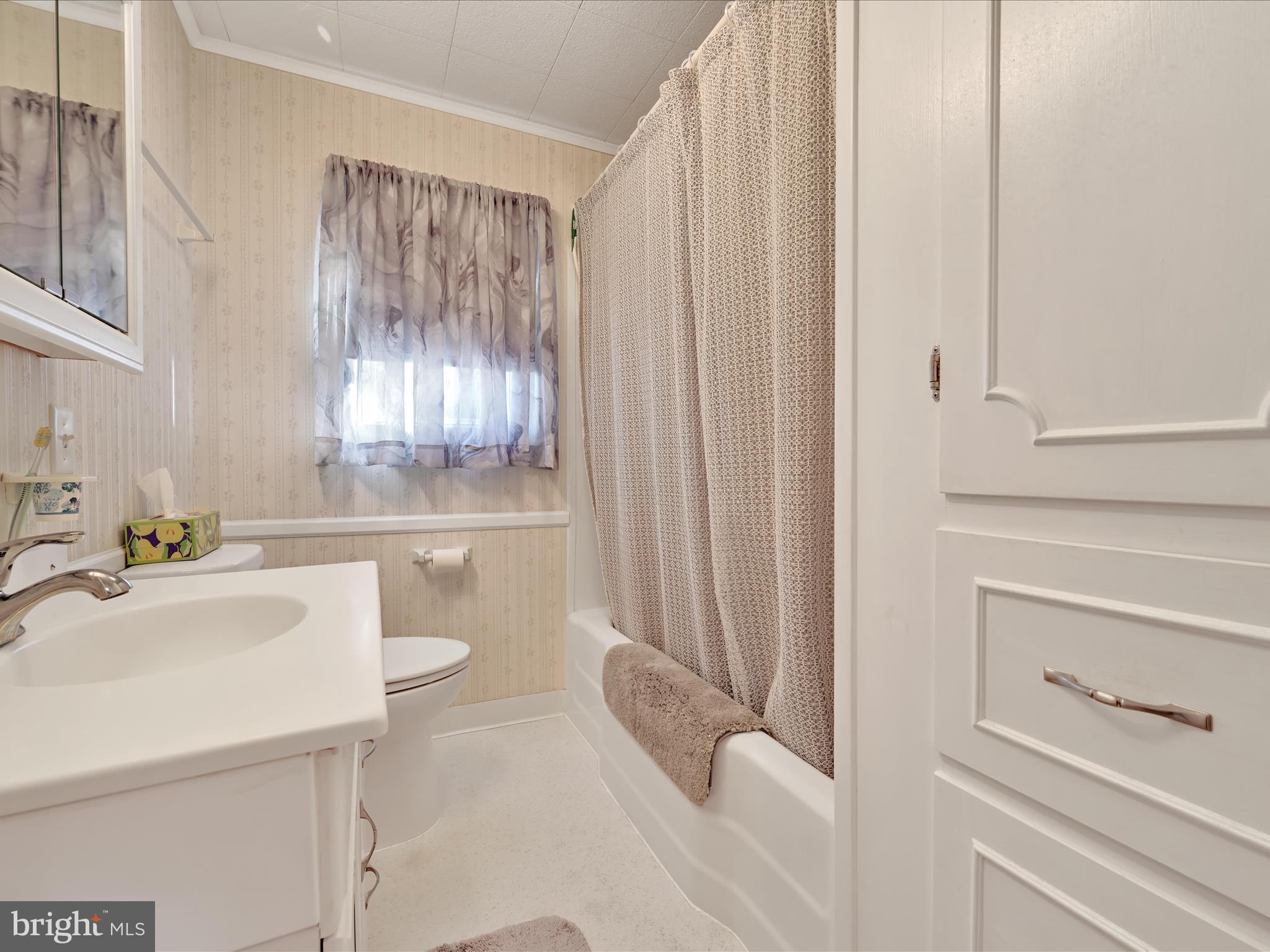 3011 Elm Road Reading, PA 19605 - Photo 22 of 43 Bathroom