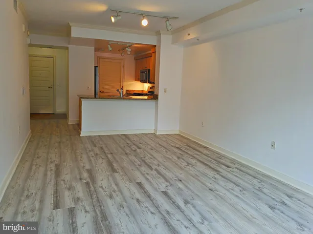 $2,650 | 631 D Street Northwest, Unit 527, Washington, DC 20004