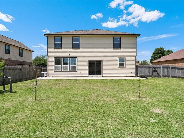 $2,450 | 904 Lonesome Lilly Way, Pflugerville, TX 78660