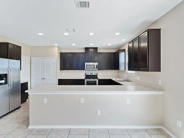 $2,450 | 904 Lonesome Lilly Way, Pflugerville, TX 78660