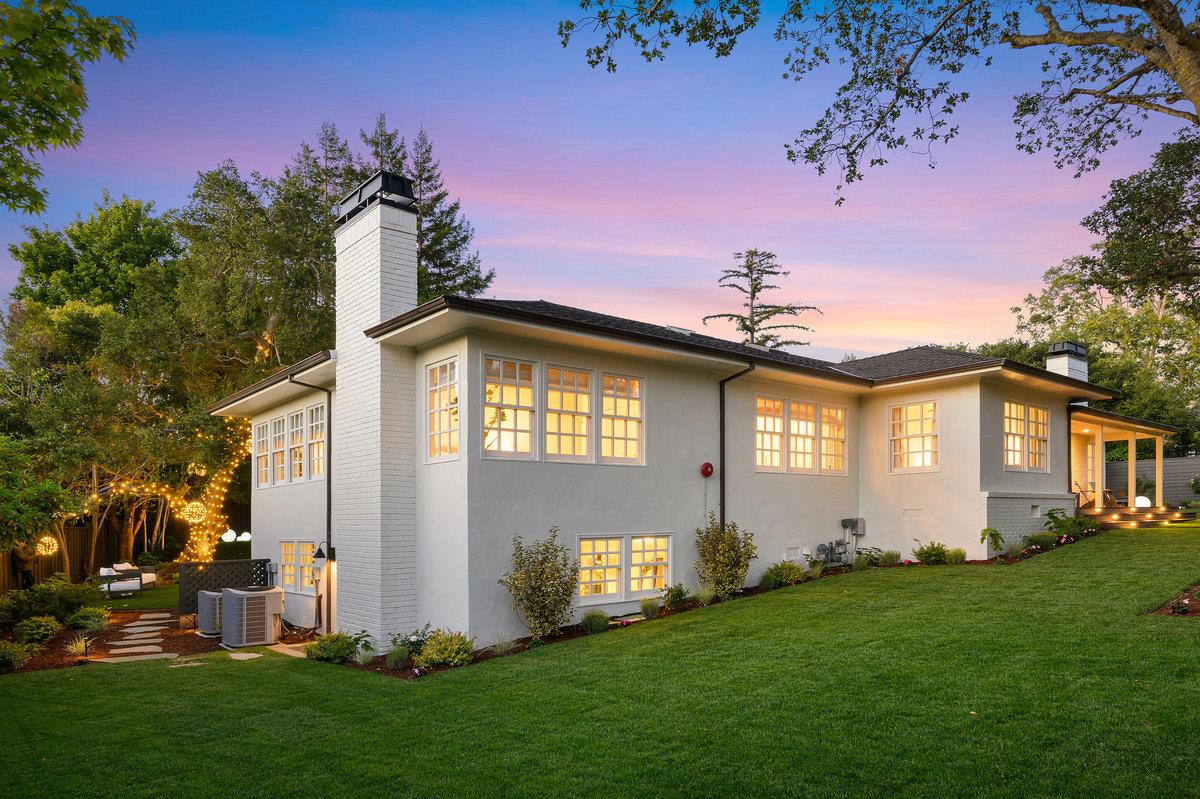 130 Stonehedge Road Hillsborough, CA 94010 - Photo 27 of 32 a front view of a house with a garden