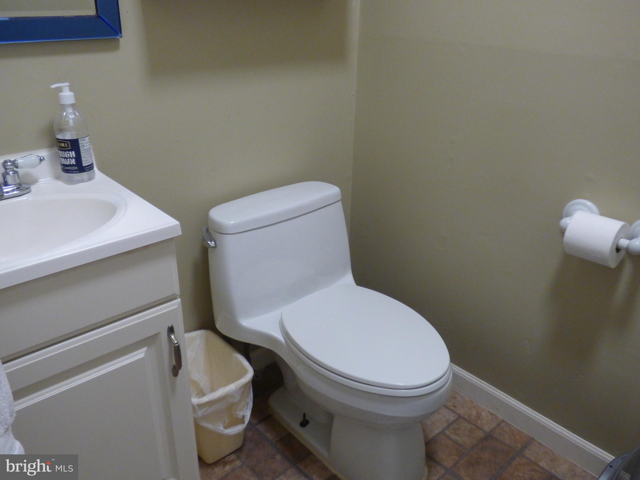 514 Concord Road Warminster, PA 18974 - Photo 22 of 39 Powder room