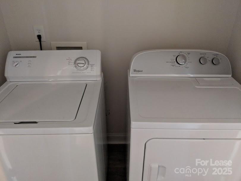 16535 Knox Run Road Huntersville, NC 28078 - Photo 14 of 15 a utility room with dryer and washer