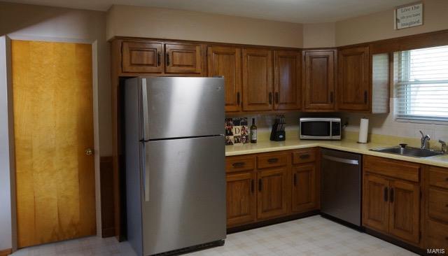 26 Buckingham Road Belleville, IL 62226 - Photo 8 of 24 Gallery Image 8