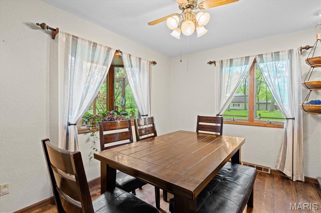 22000 E Road Carlyle, IL 62231 - Photo 13 of 45