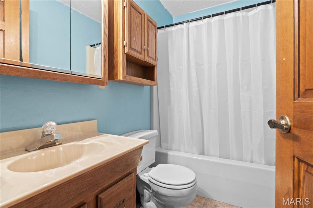 22000 E Road Carlyle, IL 62231 - Photo 26 of 45