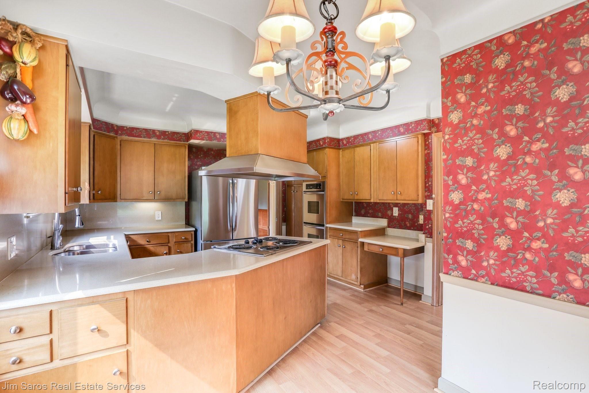 1081 Torrey Road Grosse Pointe, MI 48236 - Photo 11 of 22 18-web-or-mls-1081 Torrey Road0015.jpg
