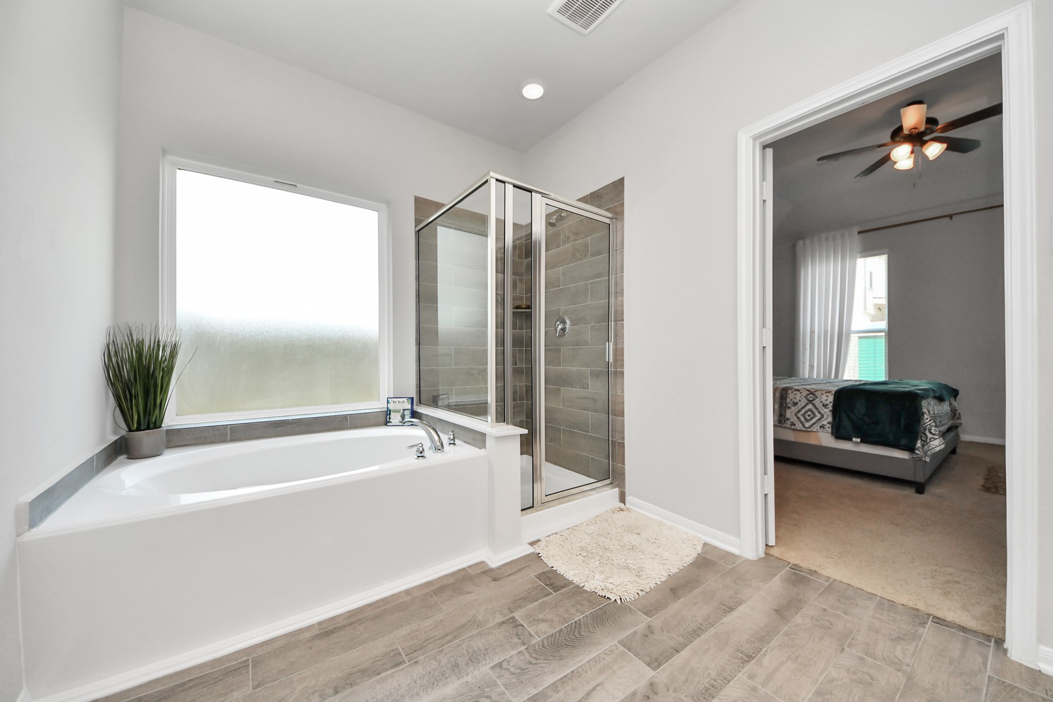 8402 Northern Pintail Drive Houston, TX 77049 - Photo 17 of 37