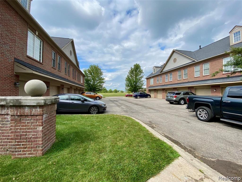 341 Village Way South Canton, MI 48188 - Photo 32 of 34