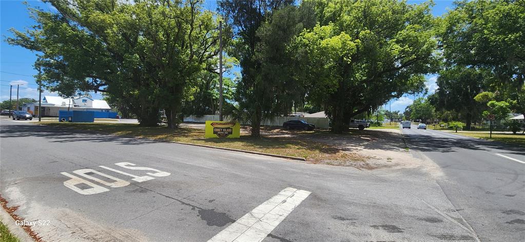 5312 6th Street Zephyrhills, FL 33542 - Photo 1 of 1