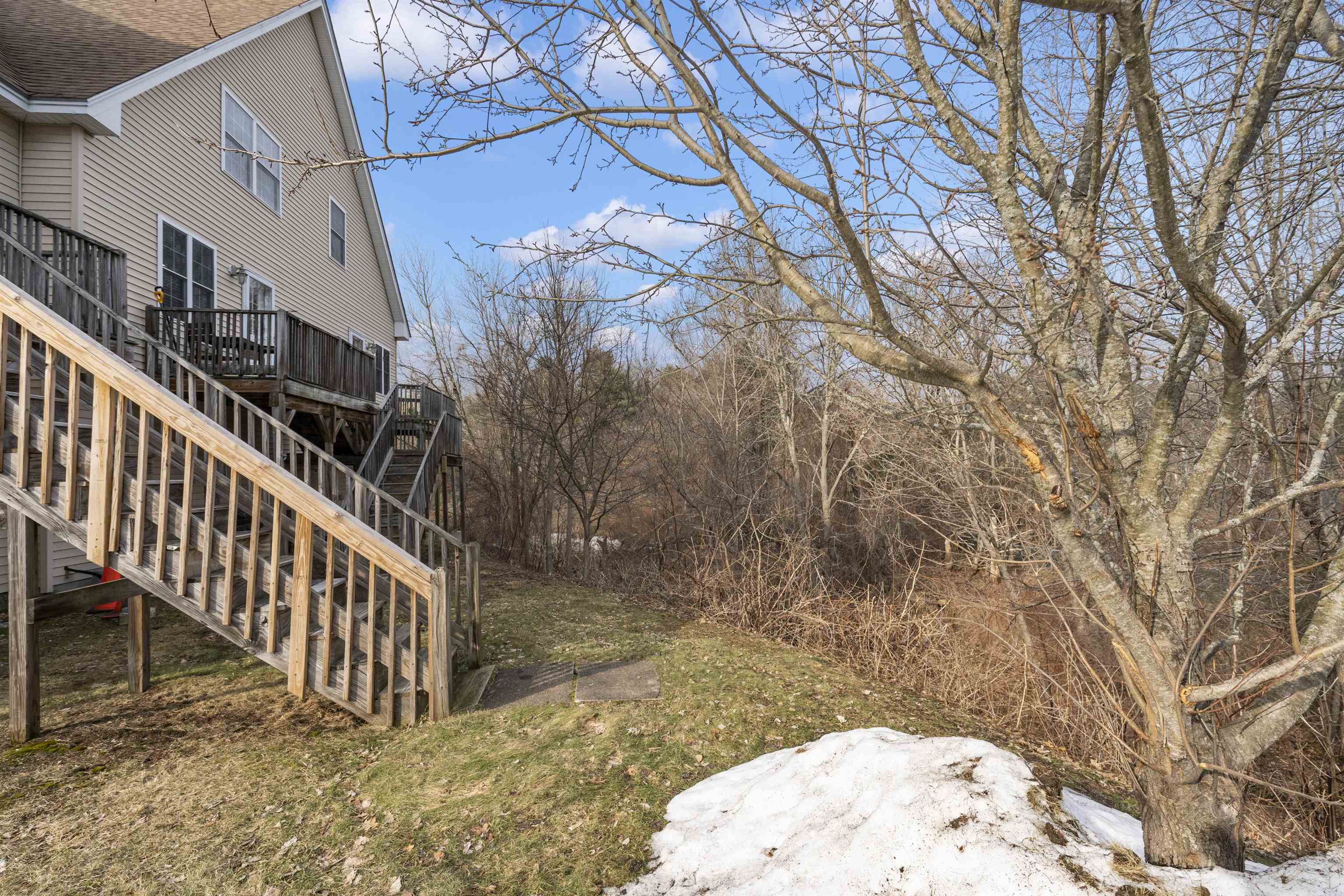 721 Mammoth Road, Unit 12 Manchester, NH 03104 - Photo 26 of 34