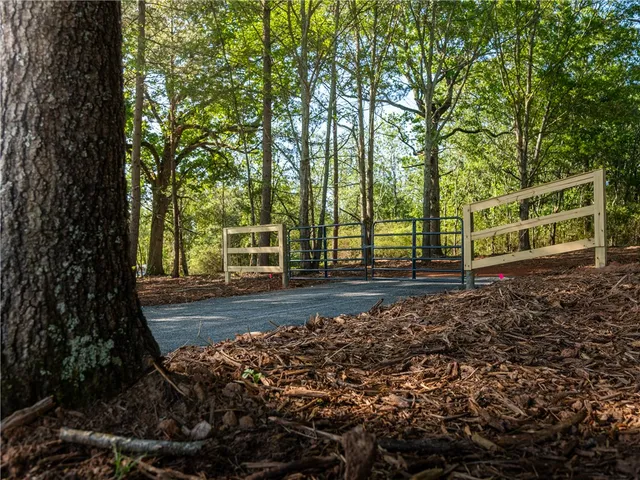 $299,000 | 11 Moorefield Memorial Highway, Liberty, SC 29657