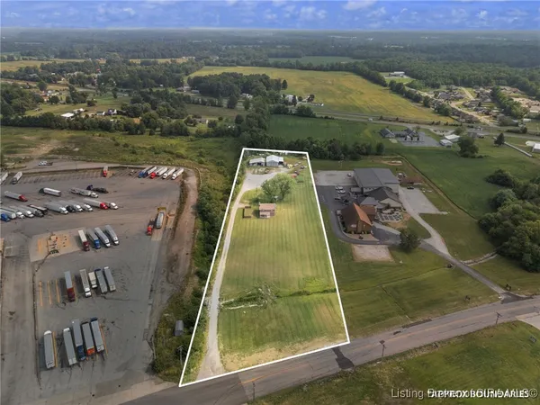 $1,075,000 | 13517 Blue Lick Road, Memphis, IN 47143