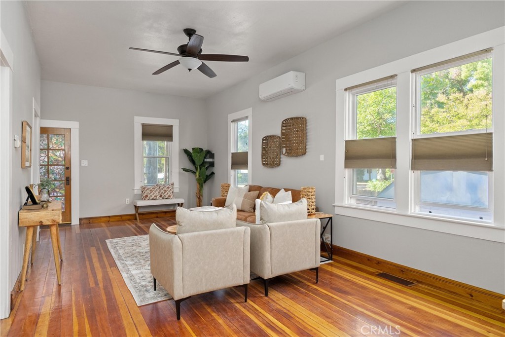 1805 Hemlock Street Chico, CA 95928 - Photo 21 of 62 a living room with furniture and a window