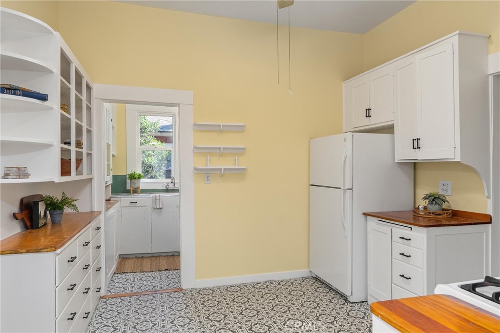 1805 Hemlock Street Chico, CA 95928 - Photo 23 of 62