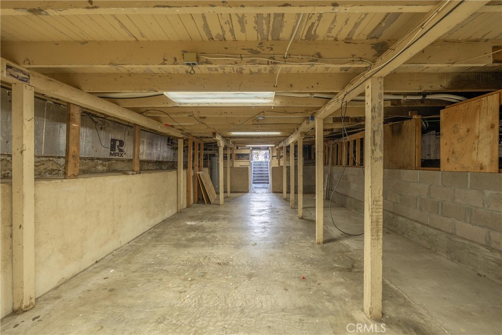 1805 Hemlock Street Chico, CA 95928 - Photo 45 of 62 a view of a hall with wooden floor