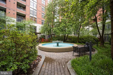 $545,000 | 1021 North Garfield Street, Unit 629, Arlington, VA 22201