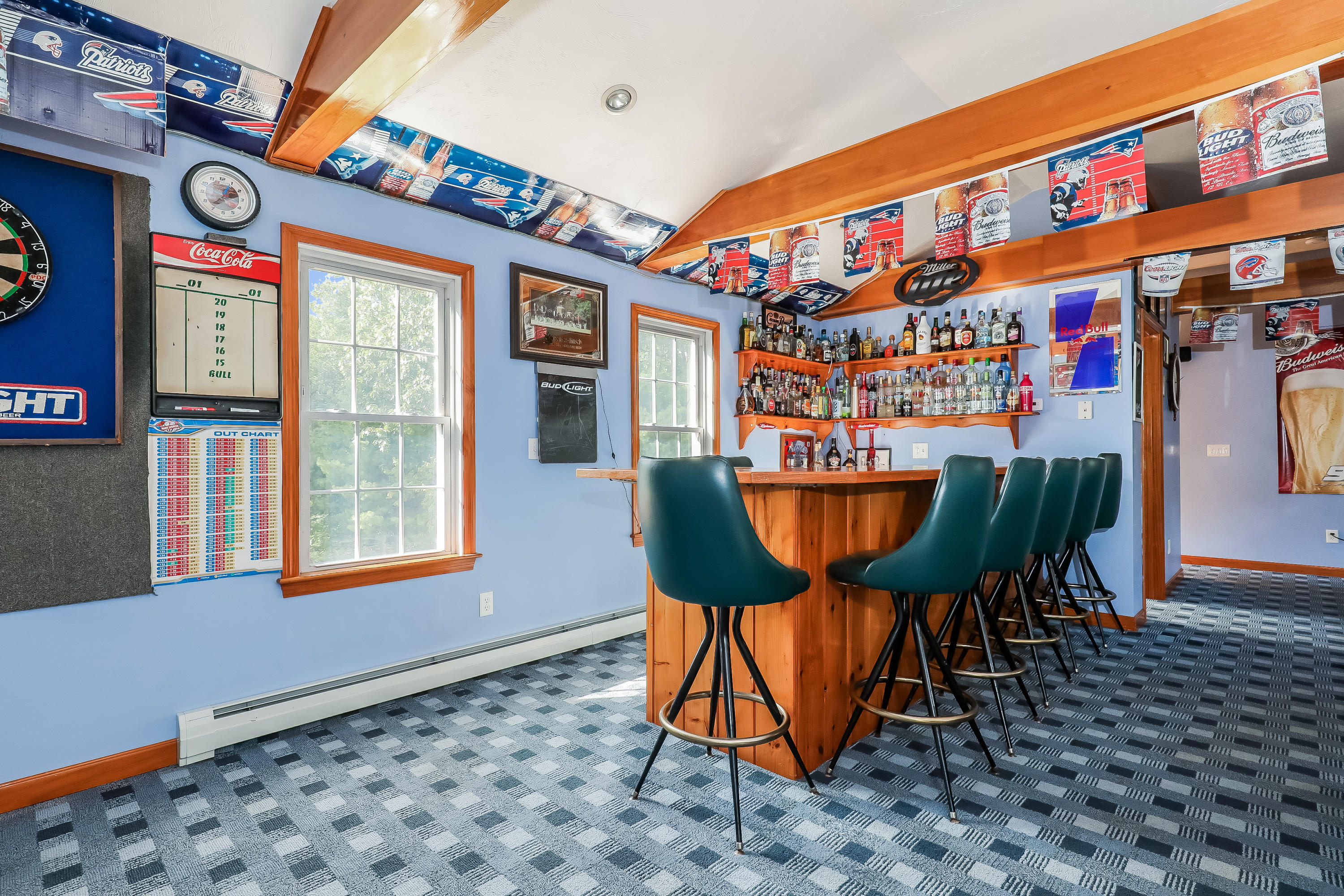 39 Station Street Wareham, MA 02571 - Photo 15 of 22 a view of an chairs and tables in the patio