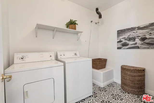 $899,000 | 1007 Figueroa Terrace, Unit B, Los Angeles, CA 90012