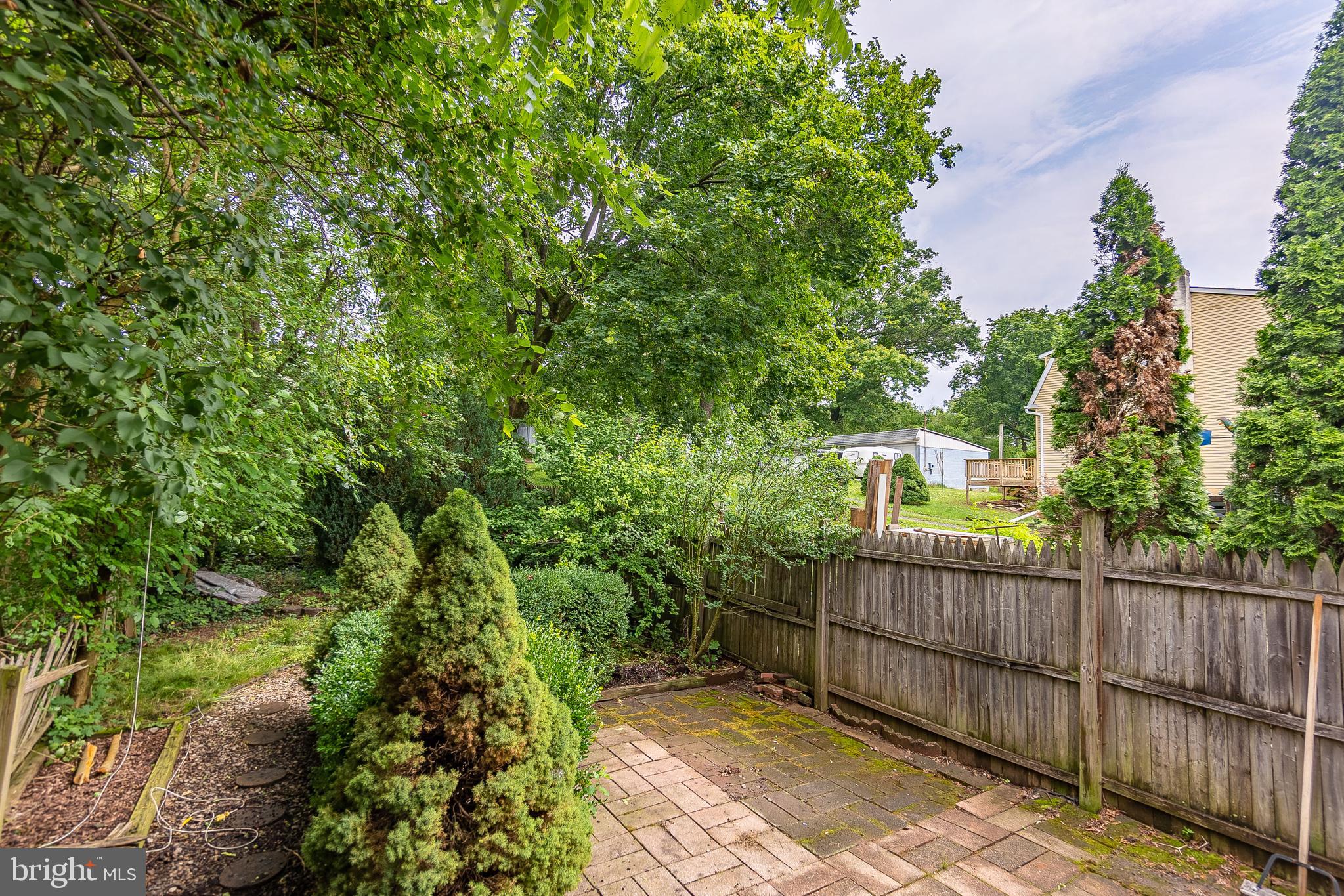 155 Poplar Street Spring City, PA 19475 - Photo 7 of 36